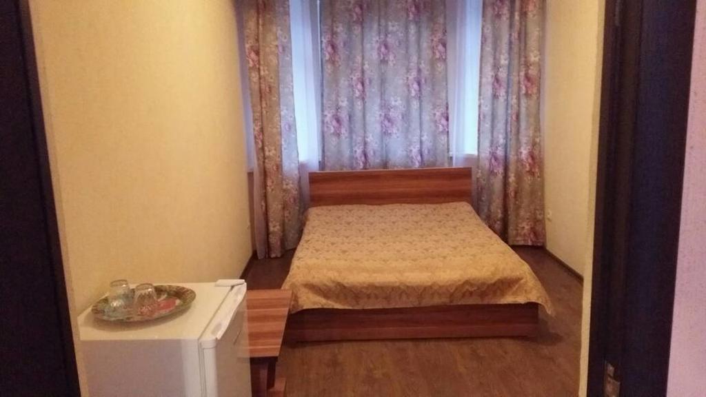 Hotel Gostinyi Dvor Bosteri Bagian luar foto
